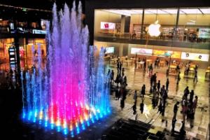 不来梅与沃尔夫斯堡激战，不相上下：一场足球盛宴的背后